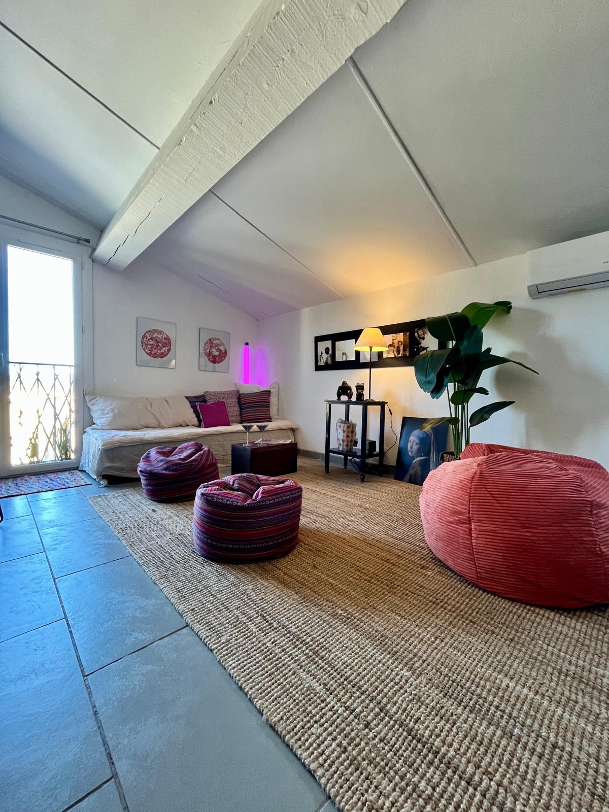 Appartement T2 meublé ; climatisé avec emplacement de parking – SAINTE MAXIME